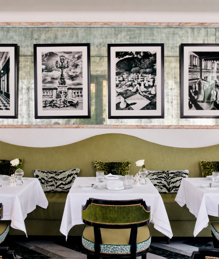 Salle du restaurant gastronomique Robuchon